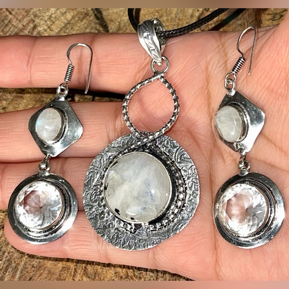 Rainbow Moonstone Pendant & Earrings Set